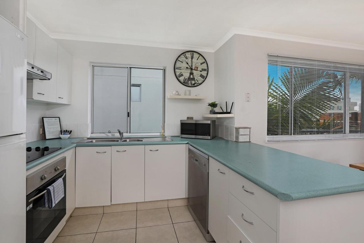 Dockside Apartments Mooloolaba Exterior photo
